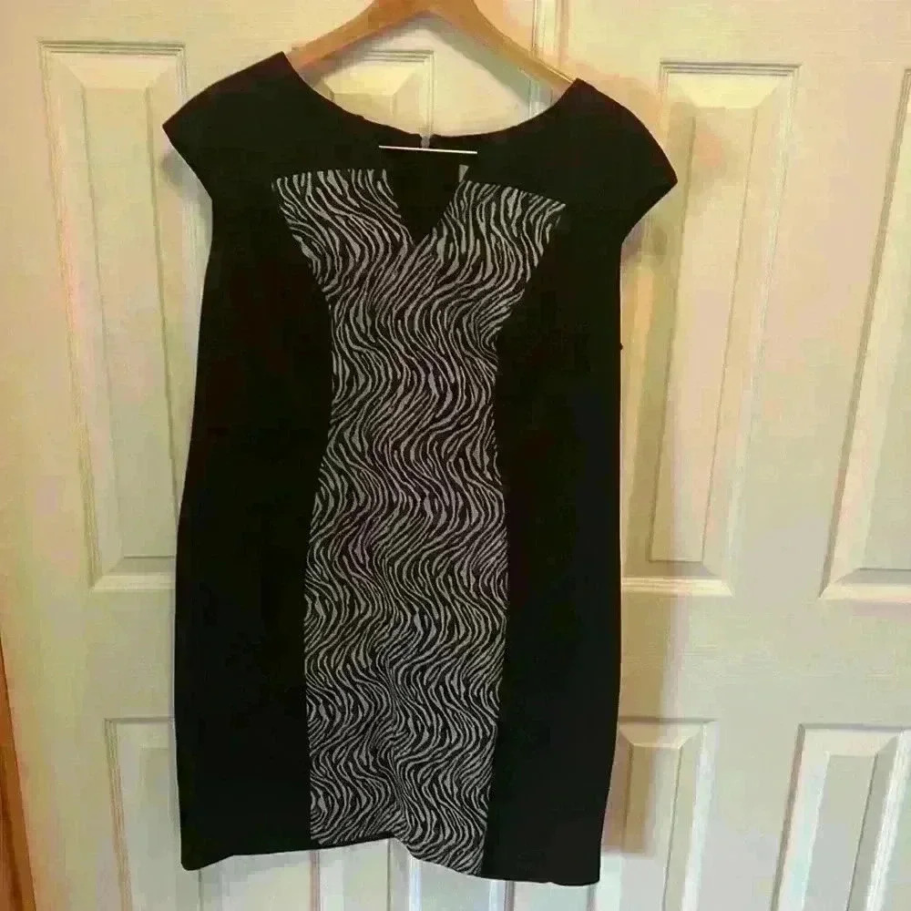 Black‎ zebra dress size 14 #2183